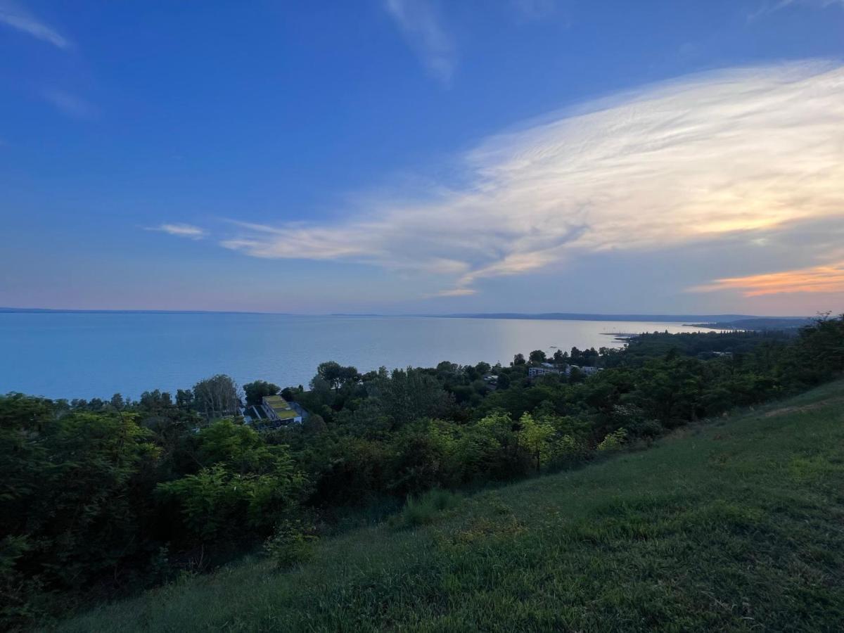 Balatonakarattya Magaspart 外观 照片